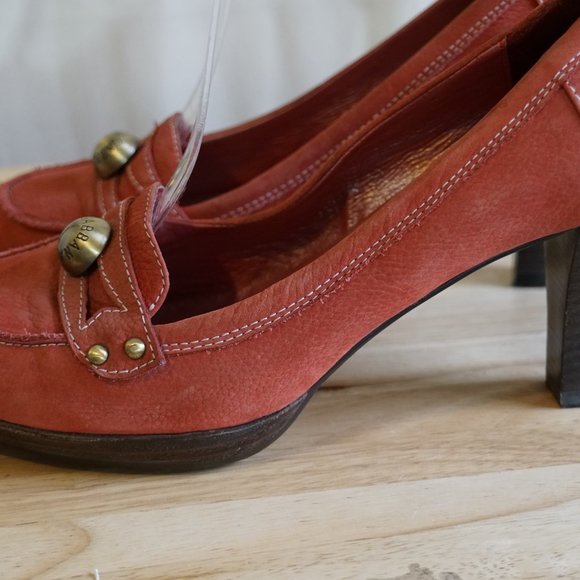 Dolce & Gabbana Red Suede Pumps size 40 us 7.5 - Picture 4 of 8